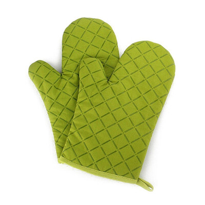 

UpperX Cotton Flame Retardant Quilted Silicone Coating Oven Mitts Heat Gloves Microwave Oven Glove for Kitchen BBQ 1 Pair Green