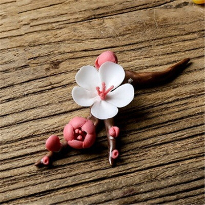 

Hand-painted ceramic flower plum ornaments Creative TV background wall decorations wall pendant home decorations craft
