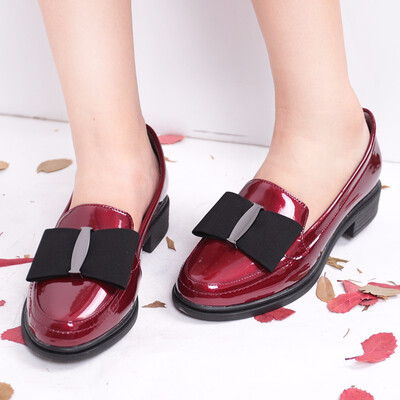 

SHUANGFENG Brand Bow Tie Student Shoes 2018 Autumn New Med Heels Ladies Shoes PU Leather Women Casual Shoes Female Footwear
