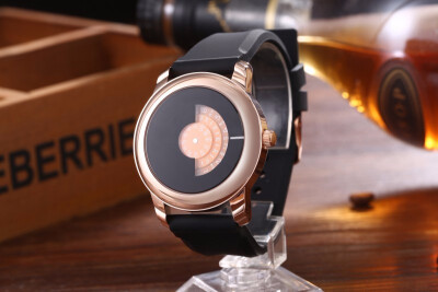 

New Arrive Men Gifts Brief Design Black Rubber Strap Creative Turntable&Unique Design for Young Fashion Quartz Wrist Watches