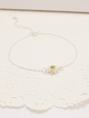 

ONICE 925 Sterling Silver Chain Bracelet with Daisy Flower WQL005