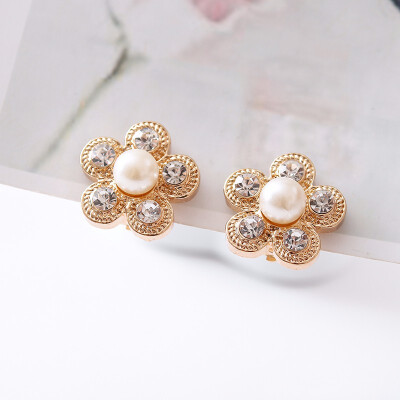 

new fashion temperament woman contracted pearl ear clip Korea crystal melting golden plating clip earrings jewelry