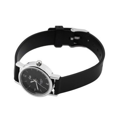 

Силиконовый ремешок Простой Стильный дизайн Пара Эластичный наручные часы девушку