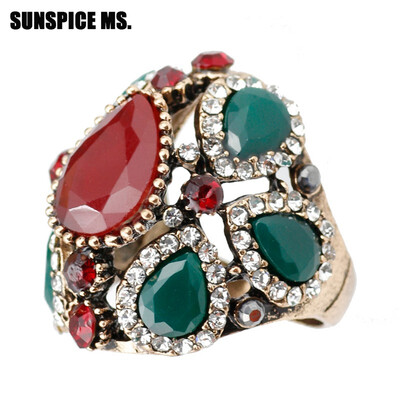 

Ethnic Turkish Resin Natural Stones Vintage Rings For Women Antique Gold Color Water Drop Crystal Love Rings Wedding Jewelry New