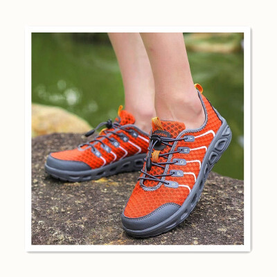 

2018 summer new couple upstream shoes ultra light non-slip wear outdoor wading