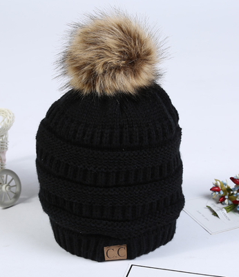 

Outdoor warm wool cap Korean version of winter knitting hat accessories