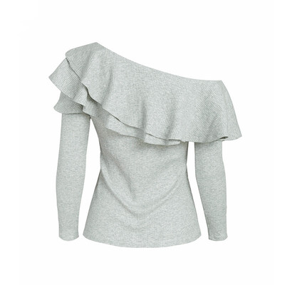 

A long sleeved sweeter in the autumn
