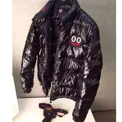 

The fashion trend of men&women can be worn on both sides They can wear both lovers over A down jacket