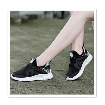 

Korean version of flat bottom breathable mesh shoes student girl sports shoes girls shoes travel shoes trend fashion flat non-slip