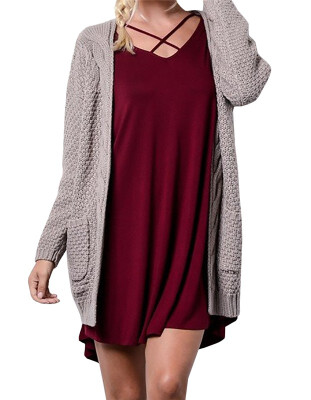 

Medium length long sleeved sweater sweater