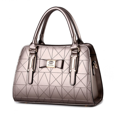

Spring 2019 new womens handbag new single-shoulder bag womens handbag ladys hand bag big bag leisure crossbody bag