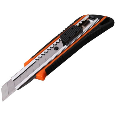 

Huafeng Giant Arrow HF-8210218 18MM Knife with Plastic Coating Two-Color Wallpaper Knife