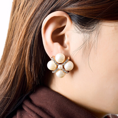 

Nice shopping 2019 Fashion Gold Crystal Ear clip Brincos Perle Pendientes Bou Pearl Earrings For Woman