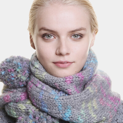 

Woman's Scarf