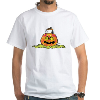 

CafePress - Peanuts Snoopy Day of The Dead Snoopy Pumpkin White T-Shirt - 100 Cotton T-Shirt White