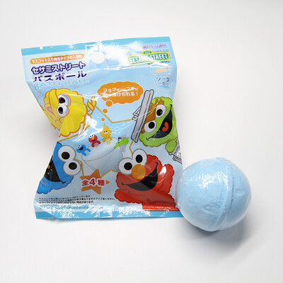 

MORITOKU Japanese popular children bath bath salt ball sesame street hanging cup 4824