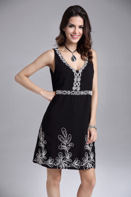 

Buenos Ninos Middle-rise Embroidery Skirt Women V-neck Free Size Dress