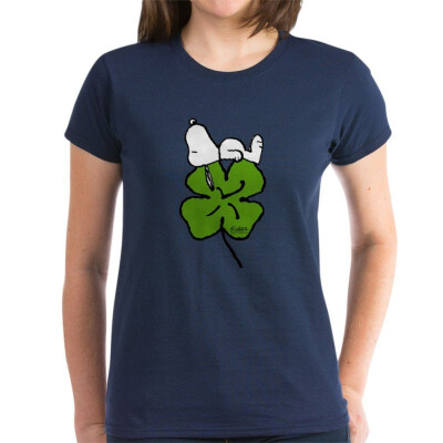 

CafePress Snoopy Hugging Clover - Womens Cotton T-Shirt