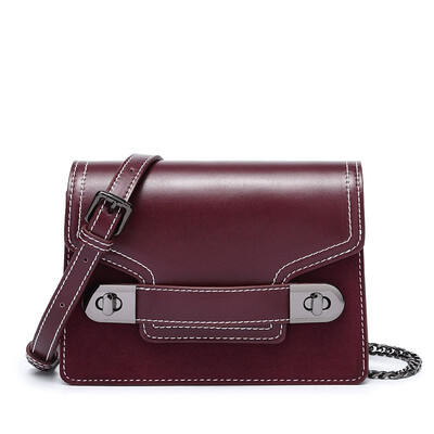 

GRANDIRECT fashion new shoulder bag can accommodate iphone8 plus