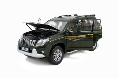 

118 scale Toyota Land Cruiser Prado 2009 diecast model car green