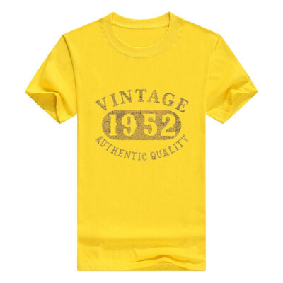 

66 Years Old 66th B-Day Birthday Gift Vintage 1952 T-Shirt