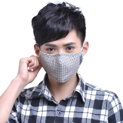 

Green breathable activated carbon PM2.5 anti-fog haze dust thin fashion breathable fine mask donated three electrostatic adsorption filter gray grid