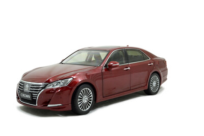

масштаб 1:18 Toyota Crown 2015 Diecast модель автомобиля красный