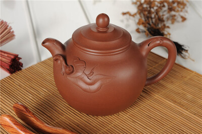 

Peach Tang Xuan Wu Yixing Zisha Clay Teapot 260ml