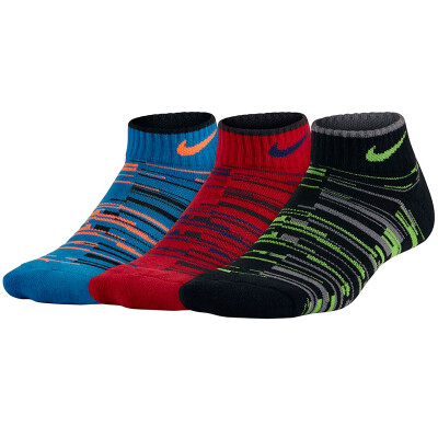 

Nike Nike children' socks NIKE 3P YTH BOY' GRAPHIC CTN CUSH SX5101 low tube three pairs of three-color