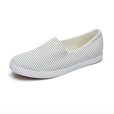 

Yidi (YIDI) men's shoes classic Korean version of the tide men's canvas shoes striped flat lazy shoes fashion solid color men's shoes D1531 black 43