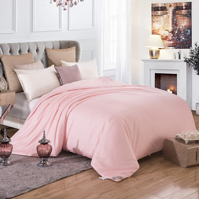 

Taihu Lake snow is the core of home textiles 100 silk is high-quality filament cotton twill fabric Xia Liang was thin quilt pink silk net weight 1 kg 220 240cm