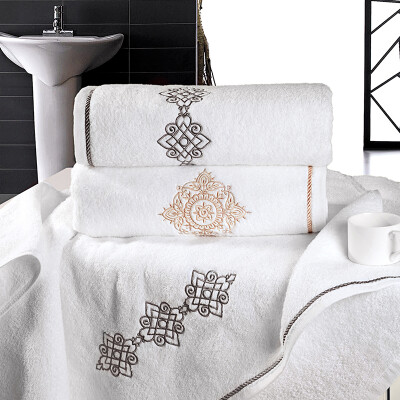 

【Jingdong Supermarket】 cansin towel textile five-star hotel Rome embroidery cotton thickening hotel bath towel gold embroidery white 570 grams 140 * 80cm