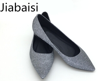 

Jiabaisi Women Flats Pointed Toe nails patent Flats Slip On low heel shoes Large Size Wedding Party Casual Basic Shoes