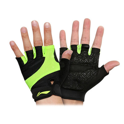

Sports fitness semi-finger gloves thin riding horizontal bar dumbbell equipment anti-skid pull tug gloves outdoor summer men&women breathable tactical training gloves