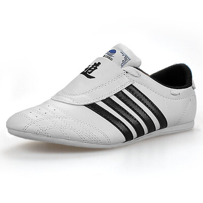

By wave Zooboo adult children taekwondo shoes breathable wear-resistant tendon at the end of men&women martial arts taekwondo shoes 33 yards