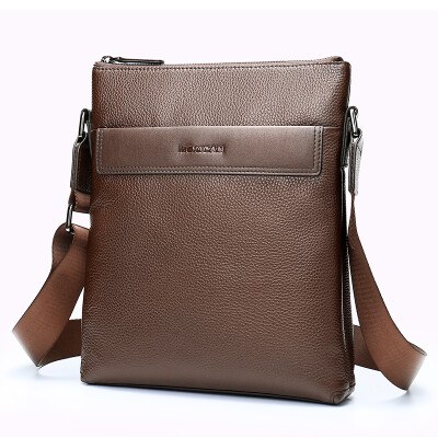 

Strawman first layer of leather men's shoulder bag before and after opening the bag European and American fashion Messenger business casual practical shoulder bag brown MXC50244M-03