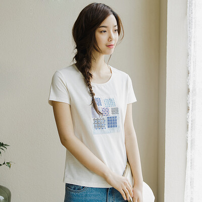 

INMAN 2017 summer new text printing cotton round neck T-shirt female short-sleeved loose jacket ivory  1872022101