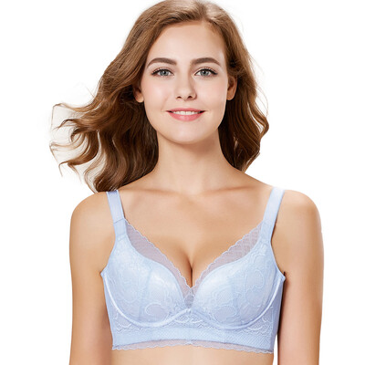 

Jingdong supermarket] city beauty lace bra women in the mold cup soft steel ring deep V sexy gather underwear 2B7519 light blue 70B
