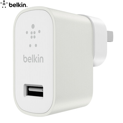 

BELKIN F8M731yzWHT 24A Universal Fast Charge Adapter Pearl White