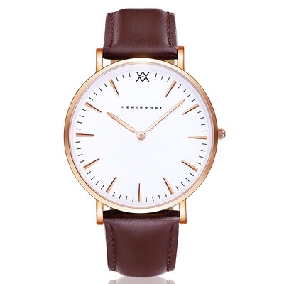 

HEMINGWAY Causual Style Quartz Mens Watch