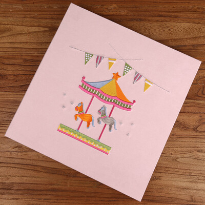 

Gan Yue qianyue embroidery creative album baby album autumn autumn gift to send friends&friends paste-type film album birthday gift to send girl carousel