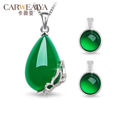 

Carweaiya Ice Chalcedony 925 Silver Inlaid Clavicle Necklace Female Emerald Green Butterfly Pendant Silver Necklace Free