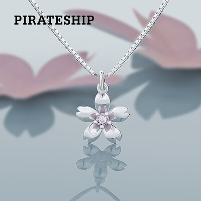 

Pirate ship pirateship necklace 925 silver mini cherry pendant synthetic cubic zirconia necklace plated white gold clavicle chain sent girlfriend silver necklace