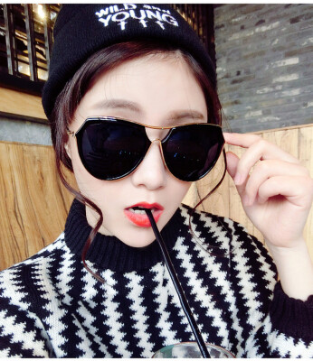 

Sunglasses glasses bright color reflective sunglasses foreign gas trimming the yurt as gift for women