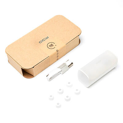 

QCY Q29 original rechargeable box Bluetooth earphone earphone headset earmuffs white