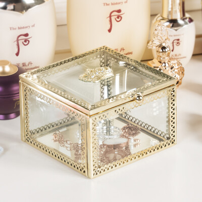 

HerBeauty her beautiful gift to send love golden retro with a crown square glass jewelry box jewelry storage box birthday gift to send his girlfriend SH102