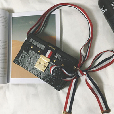 

Small side package color box bag fashion lock small bag shoulder Messenger bag as gift for women