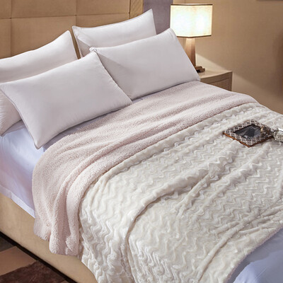 

Percy hometextiles: One side Sherpa Fleece other side Coral Fleece Bed Blanket