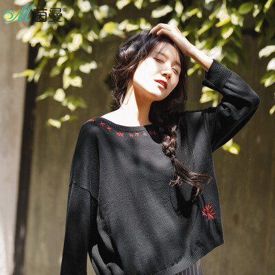 

Yan Man (INMAN) 2017 autumn new embroidery word collar rotten shoulder sleeve loose sweater female 1873132212 black S