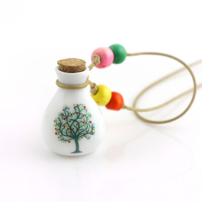 

New Design lucky tree perfume Wishing small bottle necklace for woman vintage pendant ceramic jewelry Sweater Chains free shipping